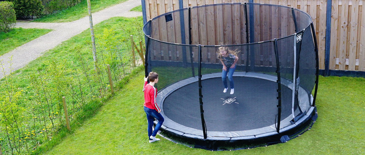 Hoe een trampoline je zomer verlengt | EXIT Toys